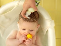 Newborn Foam Shampoo thumb